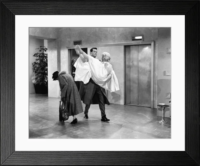 Framed Print : PILLOW TALK, from left: Rock Hudson, Doris Day, 1959