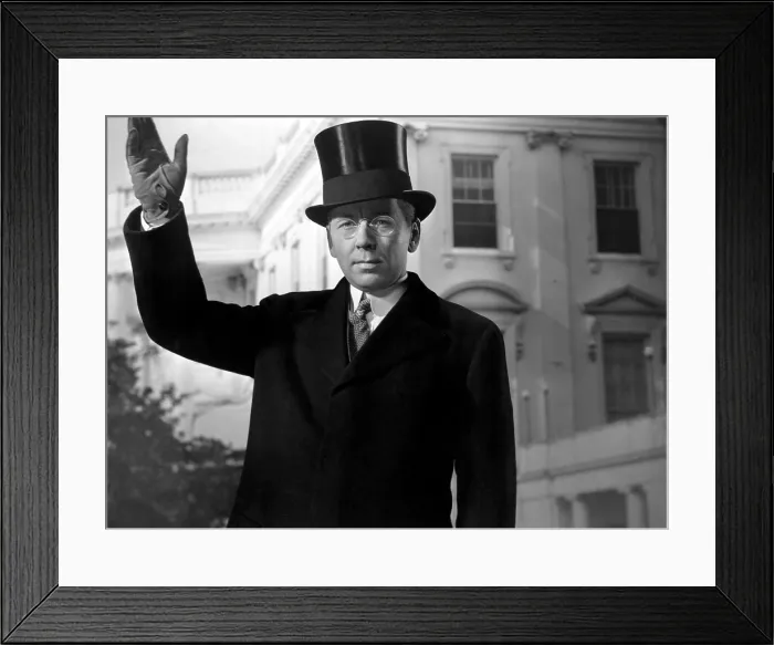 Framed Print : WILSON, Alexander Knox, 1944, (c) 20th Century Fox, TM & Copyright / Courtesy: Everett Collection Framed Print : WILSON, Alexander Knox, 1944, (c) 20th Century Fox, TM & Copyright / Courtesy: Everett Collection