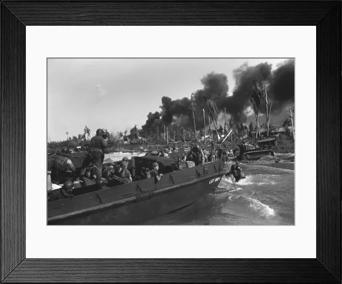 Framed Print : Australian troops in the first assault wave on Balikpapan, on the SW coast of oil-rich Borneo. July 1, 1945. Pacific Theater, World War 2. (BSLOC_2013_14_66)