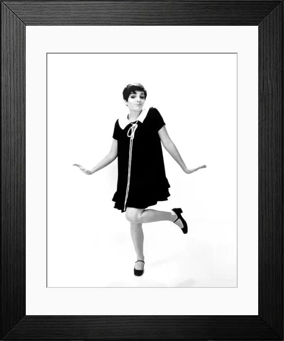 Framed Print : CHARLIE BUBBLES, Liza Minnelli, 1967
