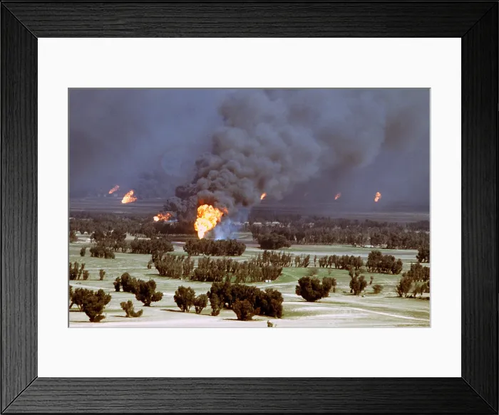 Framed Print : Kuwaiti oil wells were set on fire by retreating Iraqi forces during Operation Desert Storm. Mar. 2 1991 (BSLOC_2011_12_17)