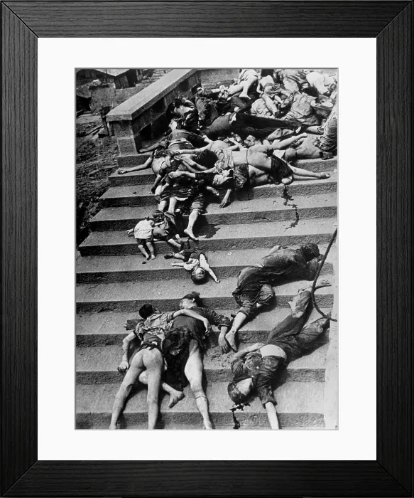 Framed Print : Chinese civilians killed in mass panic caused by a Japanese air-raid, June 5, 1941