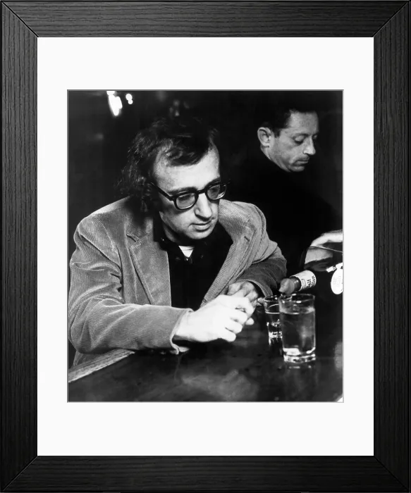 Framed Print : PLAY IT AGAIN SAM, Woody Allen, 1972
