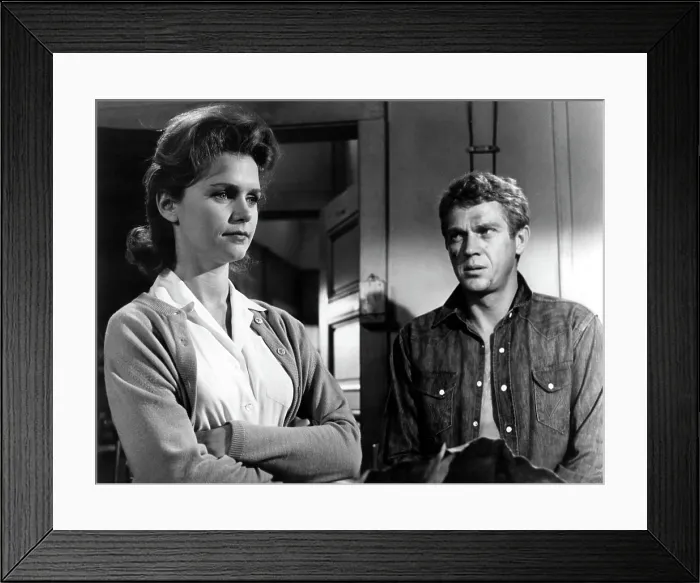 Framed Print : BABY THE RAIN MUST FALL, Lee Remick, Steve McQueen, 1965