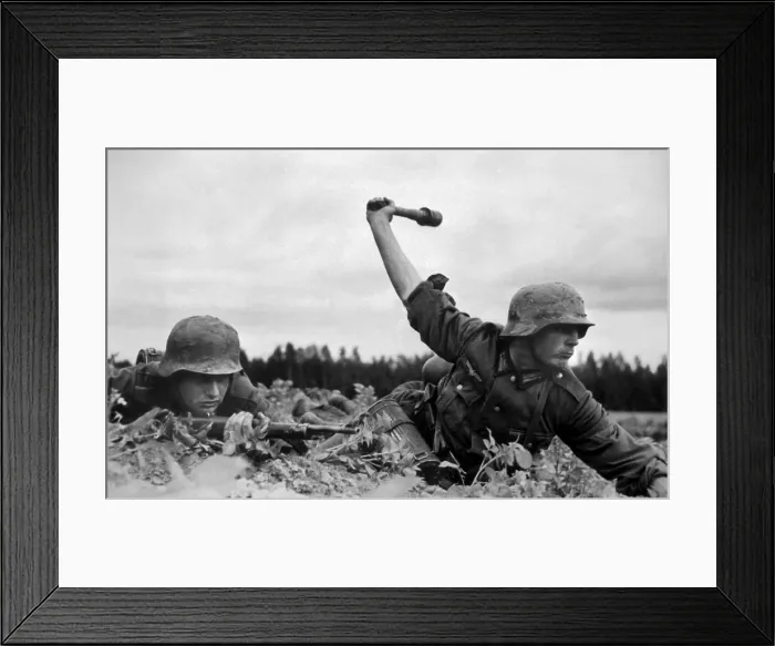 Framed Print : German troops during the invasion of Russia in 1941