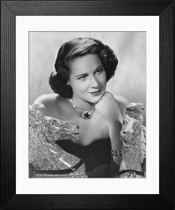 Framed Print : THE WHITE TOWER, Alida Valli, 1950 Framed Print : THE WHITE TOWER, Alida Valli, 1950