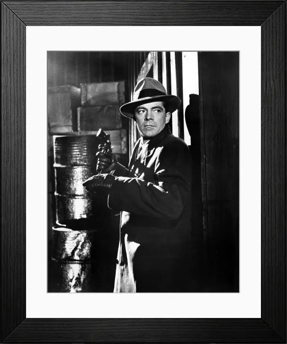 Framed Print : WHERE THE SIDEWALK ENDS, Dana Andrews, 1950. TM and Copyright 20th Century Fox Film Corp. All rights reserved. Courtesy: Everett Collection