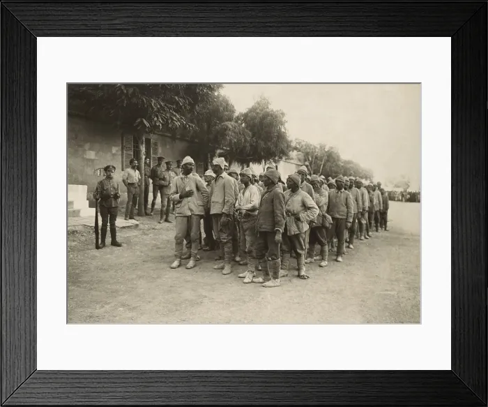 Framed Print : Turkish POWS captured in northern Palestine in 1918. The British offensive of Sept.-Oct, 1918 moved north from Jerusalem and reached Beirut and Damascus