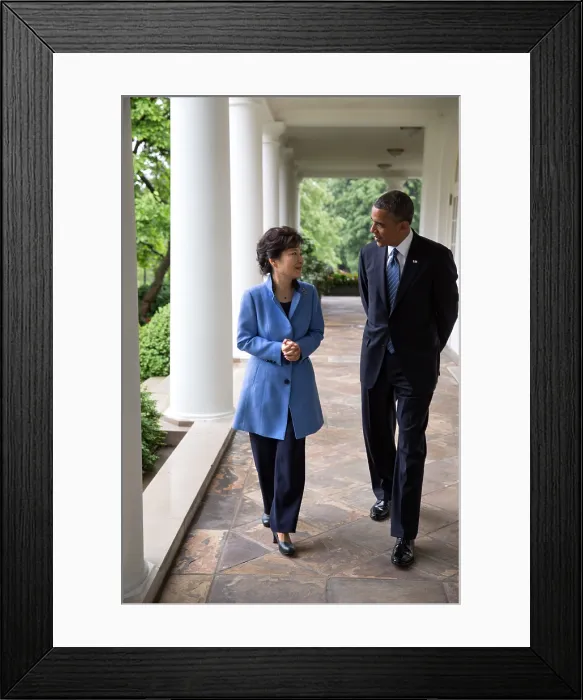 Framed Print : President Barack Obama and President Park Geun-hye of Korea walk on West Wing Colonnade. May 7, 2013 (BSLOC_2015_3_186) Framed Print : President Barack Obama and President Park Geun-hye of Korea walk on West Wing Colonnade. May 7, 2013 (BSLOC_2015_3_186)