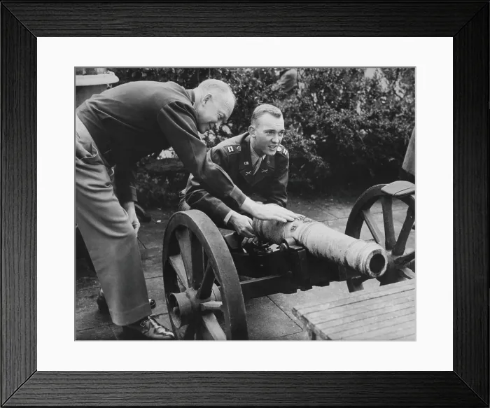 Framed Print : General Dwight Eisenhower and his son John, look over a cannon at Culzean Castle. Ayrshore, Scotland. Oct. 3, 1946. (BSLOC_2013-12_101)