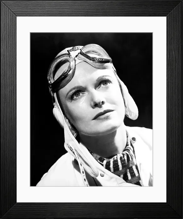 Framed Print : WINGS AND THE WOMAN, (aka THEY FLEW ALONE), Anna Neagle, 1942