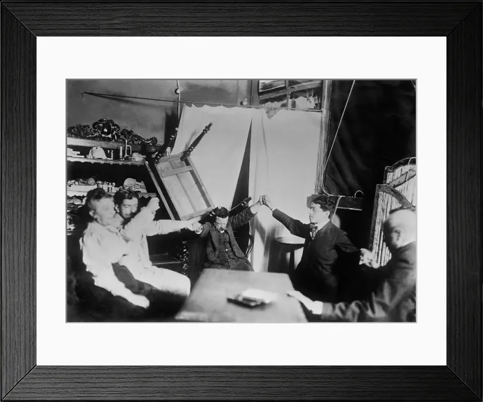 Framed Print : Table levitates during a sance at Baron von Erhardts Rome studio, 1909 Framed Print : Table levitates during a sance at Baron von Erhardts Rome studio, 1909