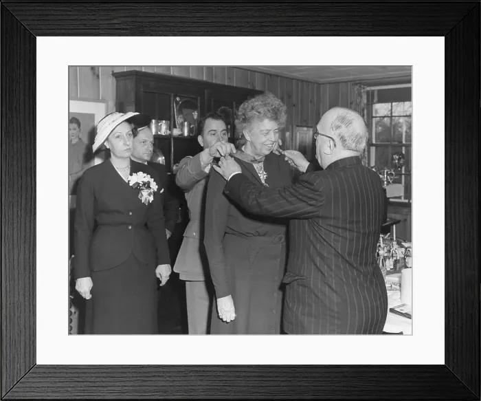 Framed Print : French President Auriol presenting Eleanor Roosevelt with a medal. He was visiting the former First Lady at the Roosevelt estate at Hyde Park, April 4, 1951. - (BSLOC_2014_15_112)