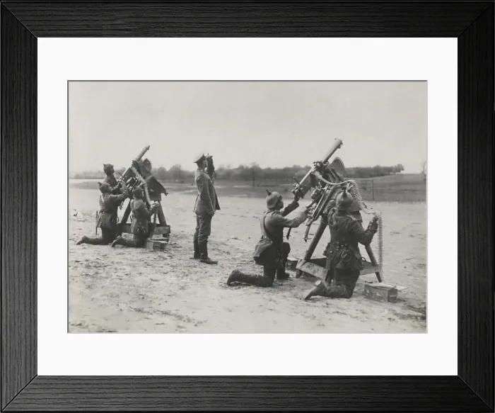 Framed Print : German soldiers on the Eastern Front aiming anti-aircraft machine guns during World War 1 (BSLOC_2017_1_24) Framed Print : German soldiers on the Eastern Front aiming anti-aircraft machine guns during World War 1 (BSLOC_2017_1_24)