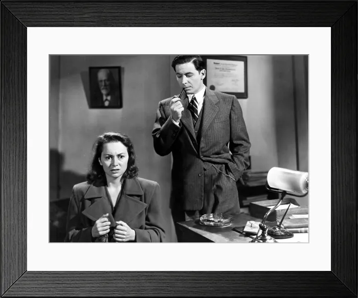 Framed Print : THE SNAKE PIT, Olivia de Havilland, Leo Genn, 1948, TM and Copyright 20th Century Fox Film Corp. All rights reserved. Courtesy: Everett Collection