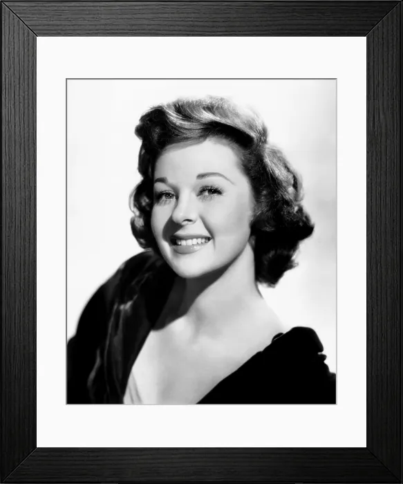 Framed Print : THE SNOWS OF KILIMANJARO, Susan Hayward, 1952, TM and Copyright 20th Century Fox Film Corp. All rights reserved. Courtesy: Everett Collection Framed Print : THE SNOWS OF KILIMANJARO, Susan Hayward, 1952, TM and Copyright 20th Century Fox Film Corp. All rights reserved. Courtesy: Everett Collection