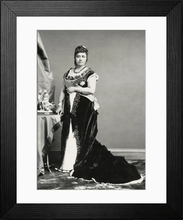 Framed Print : Princess Liliuokalani standing, wearing the Royal Order and Ribbon of Kalakaua, c. 1883-1890