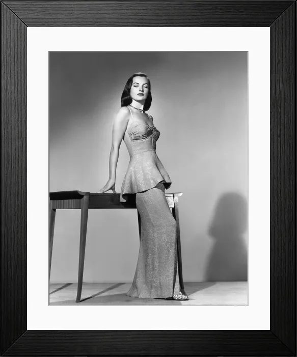 Framed Print : THE WEB, Ella Raines, 1947 Framed Print : THE WEB, Ella Raines, 1947