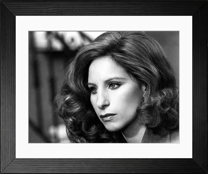 Framed Print : THE WAY WE WERE, Barbra Streisand, 1973