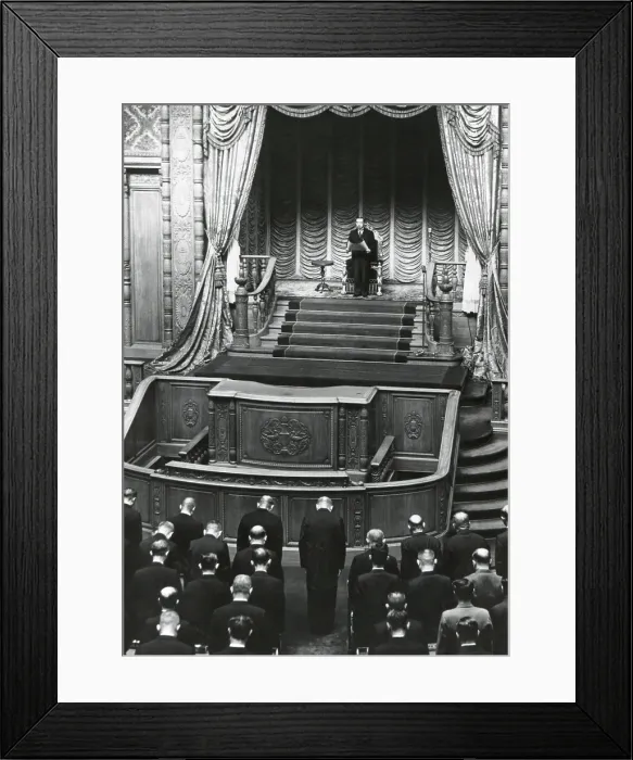 Framed Print : Emperor Hirohito addressing the Sixth Extraordinary Diet on Nov. 11, 1949