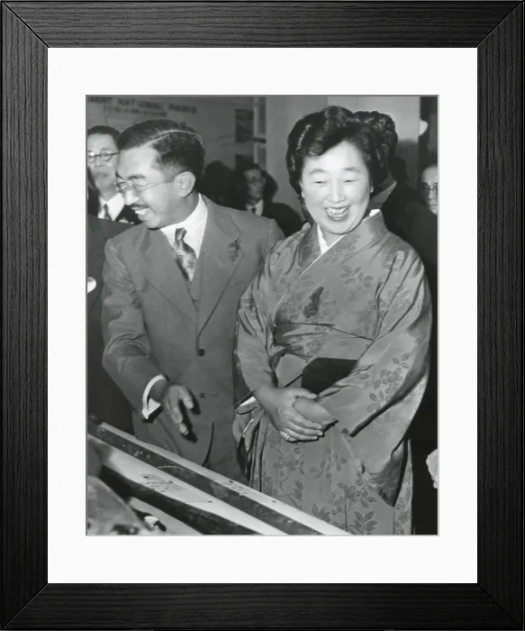 Framed Print : Emperor Hirohito and Empress Nagako at an exhibition at a Tokyo Department store. Oct. 27, 1949