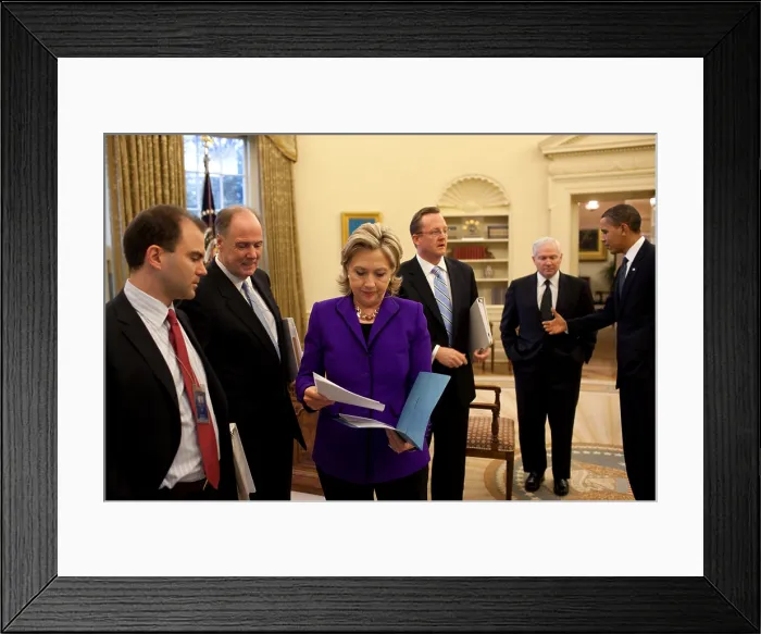 Framed Print : President Barack Obama confers with top advisors prior to the announcement of the New START Treaty Framed Print : President Barack Obama confers with top advisors prior to the announcement of the New START Treaty