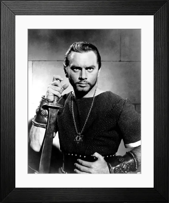 Framed Print : SOLOMON AND SHEBA, Yul Brynner, 1959 Framed Print : SOLOMON AND SHEBA, Yul Brynner, 1959