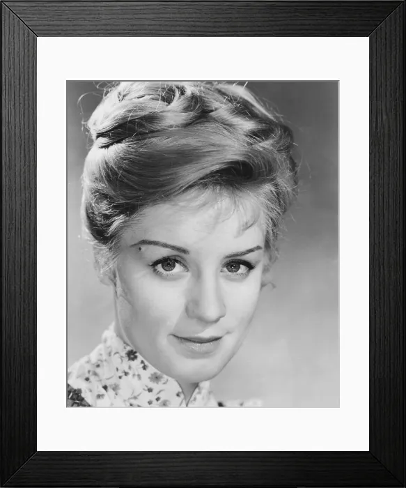 Framed Print : SONS AND LOVERS, Mary Ure, 1960, TM & Copyright 20th Century Fox Film Corp. / courtesy Everett Collection Framed Print : SONS AND LOVERS, Mary Ure, 1960, TM & Copyright 20th Century Fox Film Corp. / courtesy Everett Collection