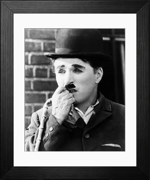 Framed Print : MODERN TIMES, Charlie Chaplin, 1936
