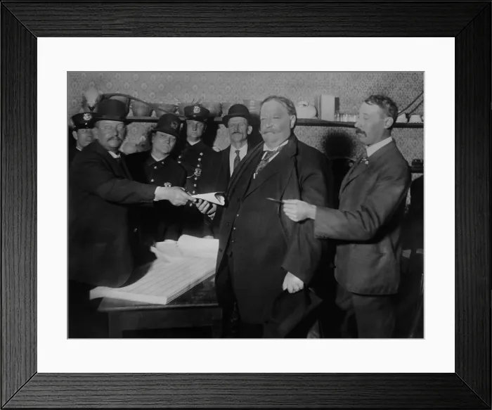 Framed Print : Republican Presidential Candidate William Howard Taft voting in Cincinnati, Nov. 3, 1908 (BSLOC_2017_2_110) Framed Print : Republican Presidential Candidate William Howard Taft voting in Cincinnati, Nov. 3, 1908 (BSLOC_2017_2_110)