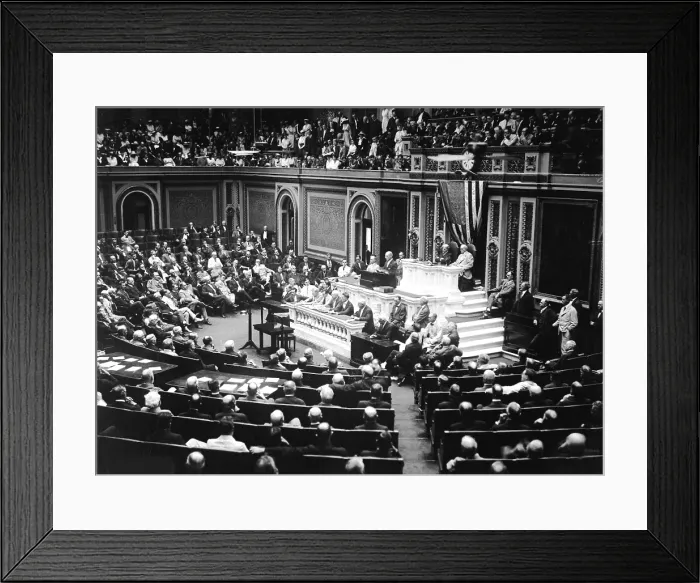 Framed Print : President Woodrow Wilson before Congress, announcing the break in the diplomatic relations with Germany Framed Print : President Woodrow Wilson before Congress, announcing the break in the diplomatic relations with Germany