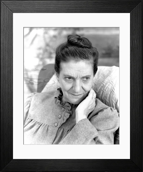 Framed Print : SO DEAR TO MY HEART, Beulah Bondi, 1948 Framed Print : SO DEAR TO MY HEART, Beulah Bondi, 1948
