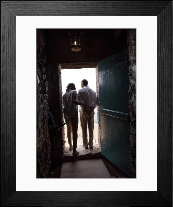 Framed Print : President Barack Obama and Michelle at the Door of No Return'. Maison des Esclaves Museum on Goree Island, Senegal, June 27, 2013. (BSLOC_2015_3_201) Framed Print : President Barack Obama and Michelle at the Door of No Return'. Maison des Esclaves Museum on Goree Island, Senegal, June 27, 2013. (BSLOC_2015_3_201)