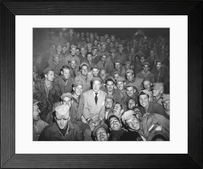 Framed Print : Bob Hope with a USO troupe in Womsan, Korea in Oct. 1950. When he arrived most of his X-Corps audience of U.S