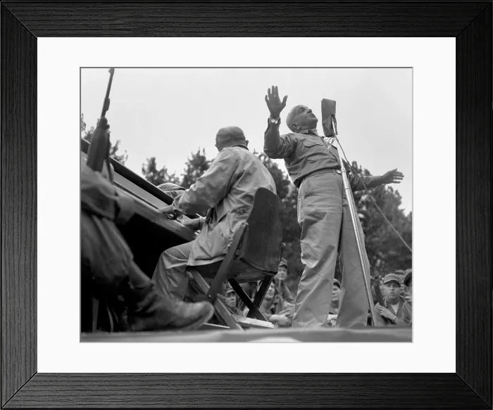 Framed Print : Al Jolson entertains U.S. troops at Pusan Stadium during his visit to the Korean front. Sept. 17, 1950. He made the trip at his own expense and died shortly after Oct