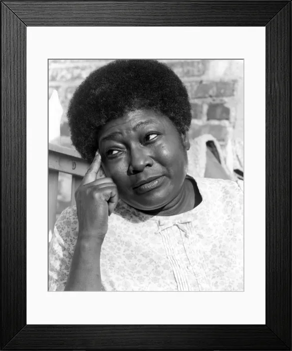 Framed Print : CLEOPATRA JONES, Esther Rolle, 1973