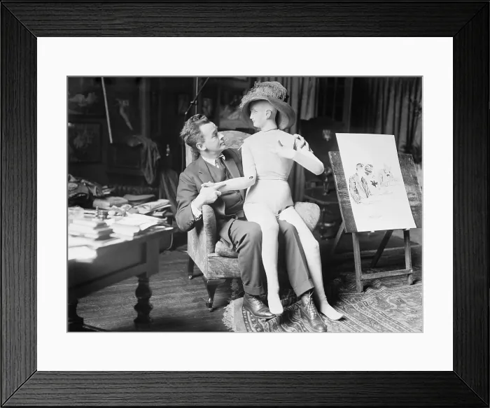 Framed Print : James Montgomery Flagg, American magazine illustrator, with an inanimate model, 1913. Within a few years he would be famous for his Uncle Sam, I Want YOU for U.S