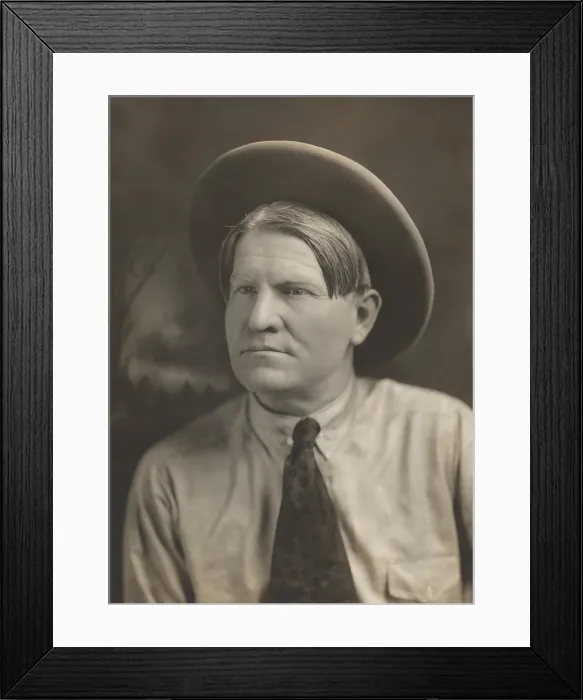 Framed Print : Charles Marion Russell, prolific artist of the Old American West in 1900 Framed Print : Charles Marion Russell, prolific artist of the Old American West in 1900