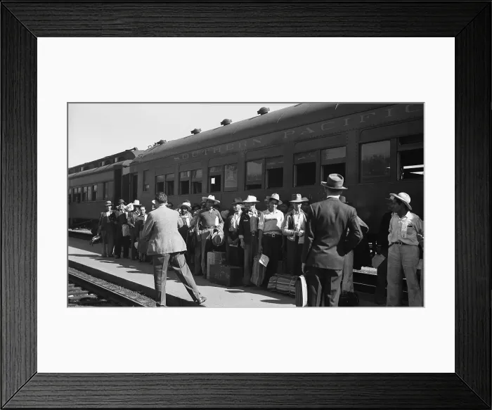 Framed Print : Mexican agricultural laborers arriving in Stockton, California, to harvest of beets in May 1943
