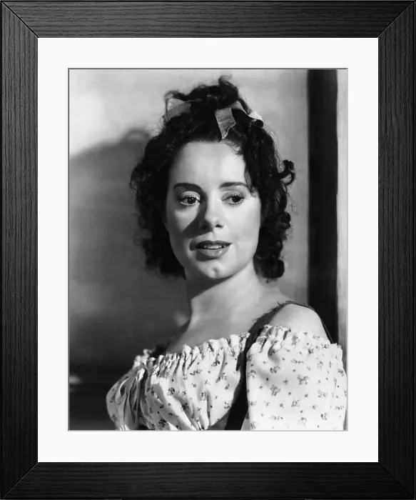 Framed Print : SON OF FURY, Elsa Lanchester, 1942, TM and Copyright 20th Century Fox Film Corp. All rights reserved. Courtesy: Everett Collection