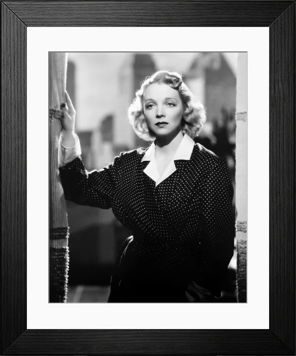 Framed Print : SOCIETY LAWYER, Virginia Bruce, 1939 Framed Print : SOCIETY LAWYER, Virginia Bruce, 1939