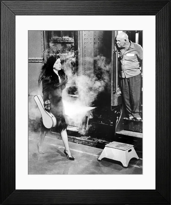 Framed Print : SOME LIKE IT HOT, Marilyn Monroe, 1959