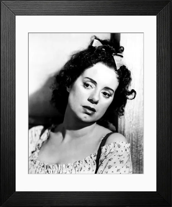 Framed Print : SON OF FURY, Elsa Lanchester, 1942, TM and Copyright 20th Century Fox Film Corp. All rights reserved / courtesy Everett Collection
