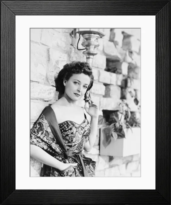 Framed Print : WITHOUT HONOR, Laraine Day, 1949 Framed Print : WITHOUT HONOR, Laraine Day, 1949