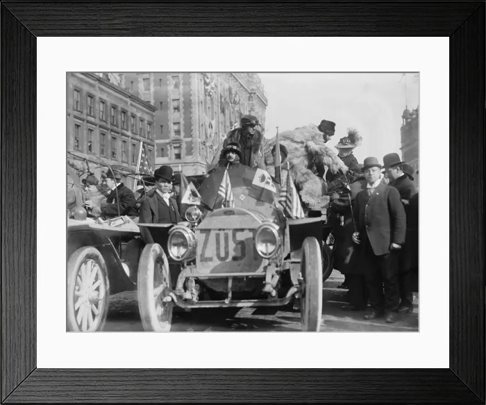 Framed Print : The start of the 1908 New York to Paris Race in New York City, Feb. 2, 1908. The Italian entry (center) was driven by Emilio Sirtorin an Italian Zust auto