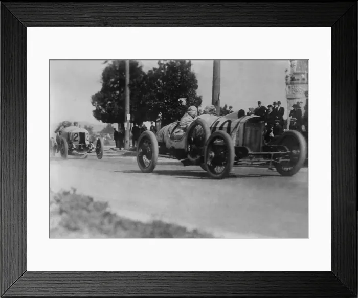 Framed Print : Italian-American driver, Ralph De Palma, winning the Vanderbilt Cup race, Santa Monica, CA, Feb. 26, 1914 (BSLOC_2018_4_169)