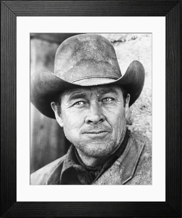 Framed Print : CHISUM, Ben Johnson, 1970 Framed Print : CHISUM, Ben Johnson, 1970