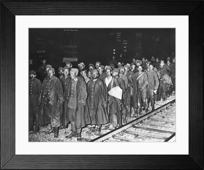Framed Print : Polish prisoners of war to be transported to camps in Germany in 1939