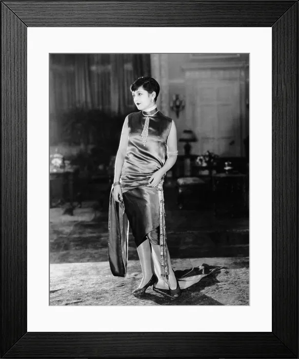 Framed Print : THE SORROWS OF SATAN, Lya de Putti, 1926 Framed Print : THE SORROWS OF SATAN, Lya de Putti, 1926