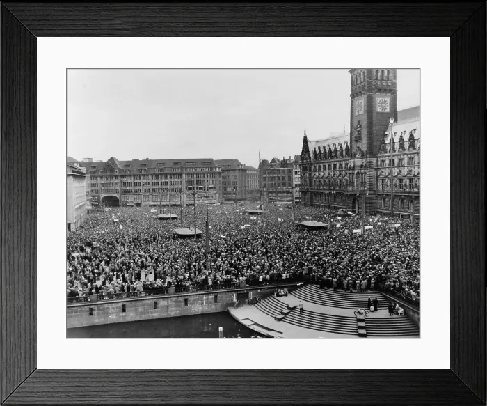 Framed Print : Massive anti-nuclear demonstration against atomic armament for the West German Army. City Hall Square, Hamburg, West Germany. 1958. (BSLOC_2015_2_36) Framed Print : Massive anti-nuclear demonstration against atomic armament for the West German Army. City Hall Square, Hamburg, West Germany. 1958. (BSLOC_2015_2_36)